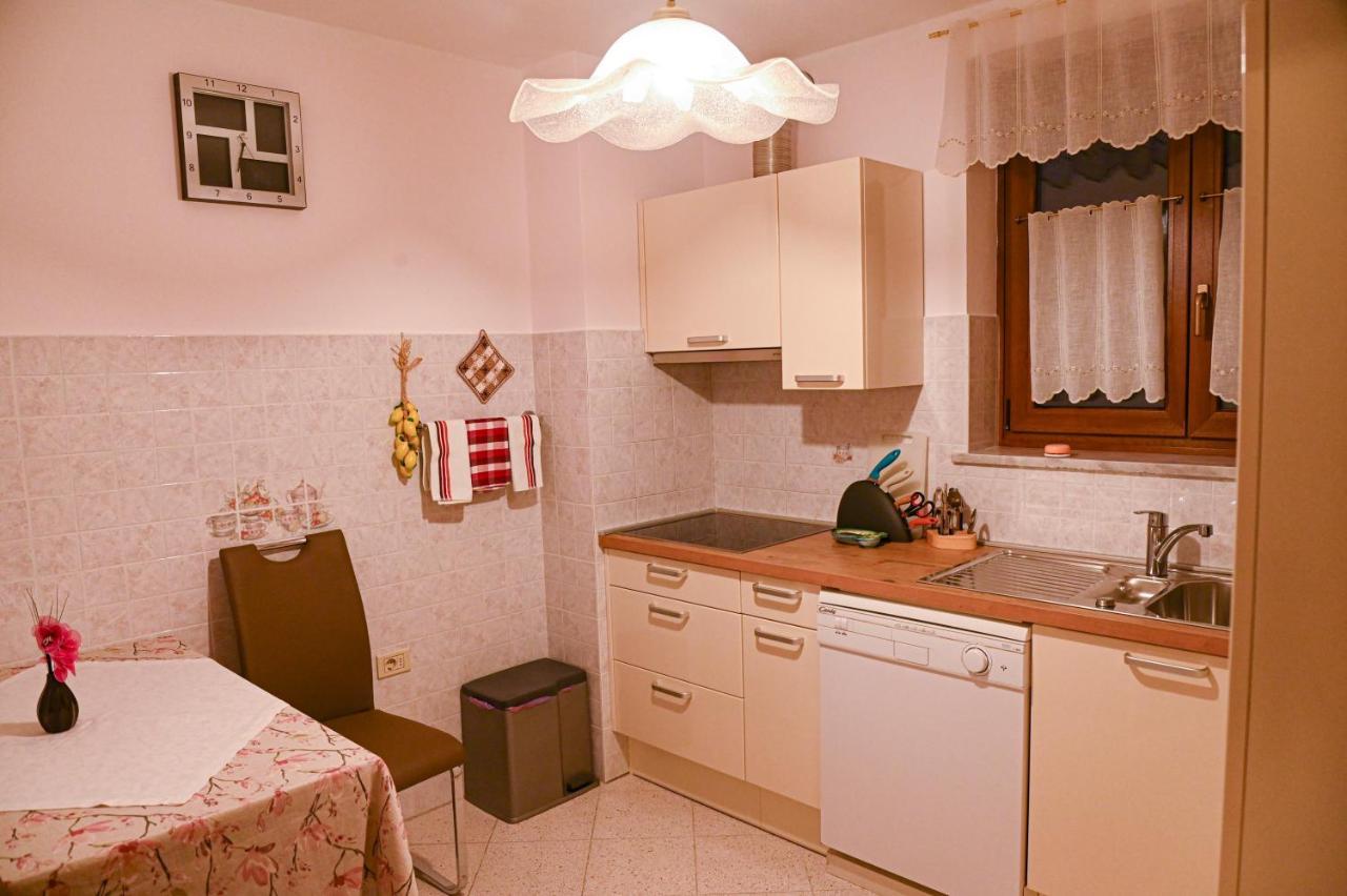 Apartma Panorama Marezige Exterior photo